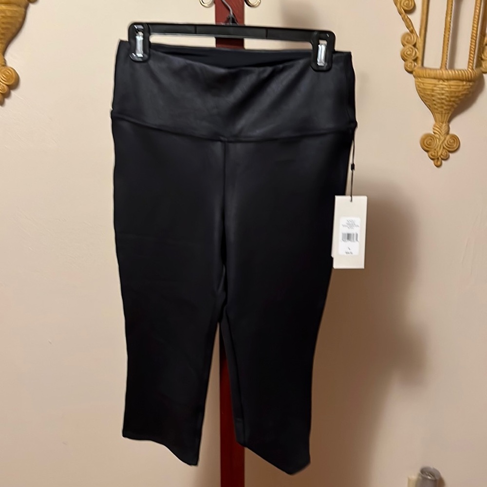 Brand new Capri Pants NYDJ Sculpt-Her